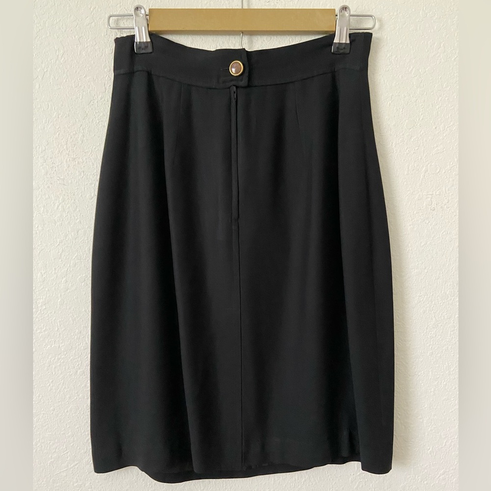 MaxMara Black High Waisted Straight Lined Skirt